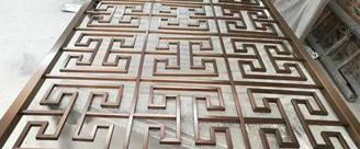 本厂拥有多名高级工艺技术人员，具有高水平的设计、生产能力。